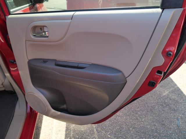 Ｎ－ＯＮＥ Ｇ・Ｌパッケージ　スマートキー　プッシュスタート　ＣＤ　オートエアコン　記録簿　トラクションコントロール　プライバシーガラス　セキュリティ（11枚目）