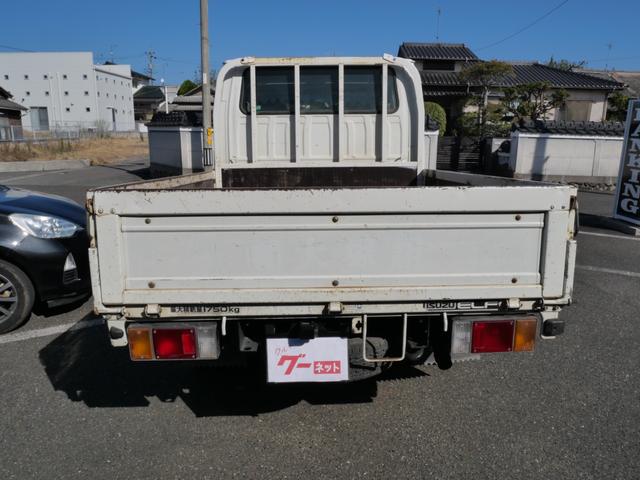 エルフトラック 　Ｗキャブ　エアコン　パワーステアリング　パワーウィンドウ　エアバッグ　ラジオ（6枚目）