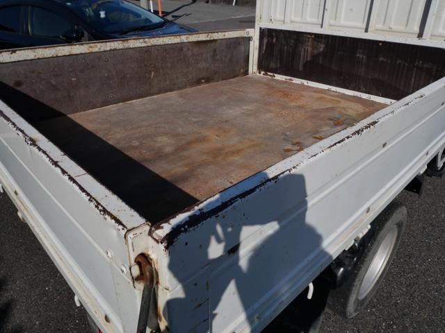 エルフトラック 　Ｗキャブ　エアコン　パワーステアリング　パワーウィンドウ　エアバッグ　ラジオ（8枚目）