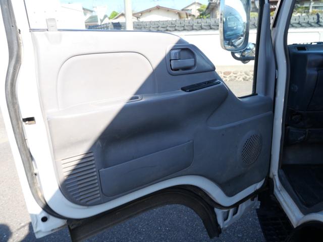 エルフトラック 　Ｗキャブ　エアコン　パワーステアリング　パワーウィンドウ　エアバッグ　ラジオ（14枚目）