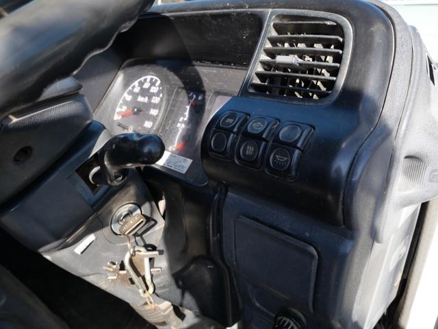 エルフトラック 　Ｗキャブ　エアコン　パワーステアリング　パワーウィンドウ　エアバッグ　ラジオ（22枚目）