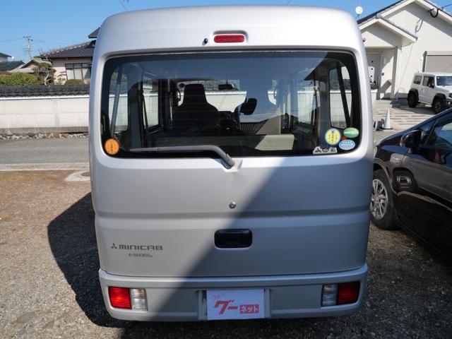 ミニキャブバン M エアコン パワーステアリング Wエアバッグ ライトレベル調節 ラジオ 記録簿(6枚目)