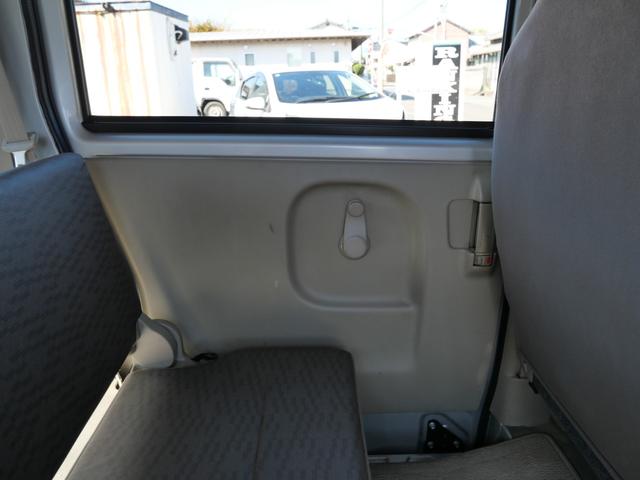 ミニキャブバン M エアコン パワーステアリング Wエアバッグ ライトレベル調節 ラジオ 記録簿(13枚目)