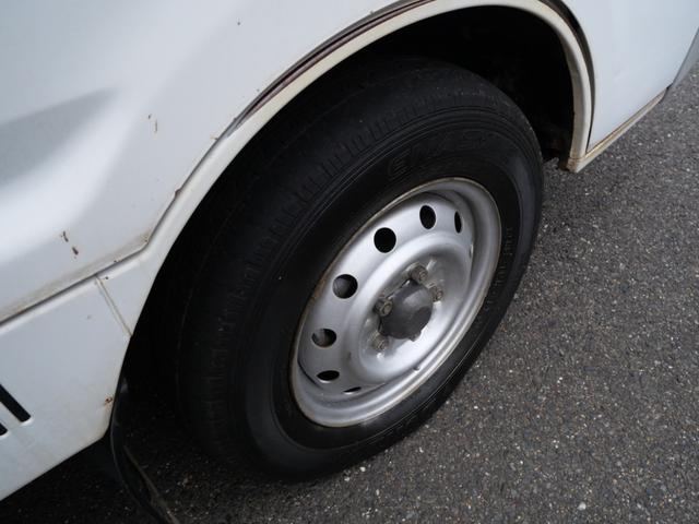 ボンゴトラック ワイドローＤＸ　エアコン　パワーステアリング　パワーウィンドウ　エアバッグ　ラジオ（12枚目）