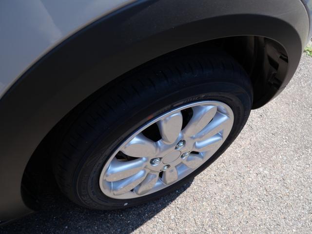 アルトラパン X 届け出済み未使用車 スマートキー プッシュスタート ブレーキサポート シートヒーター オートエアコン トラクションコントロール パーキングセンサー(9枚目)