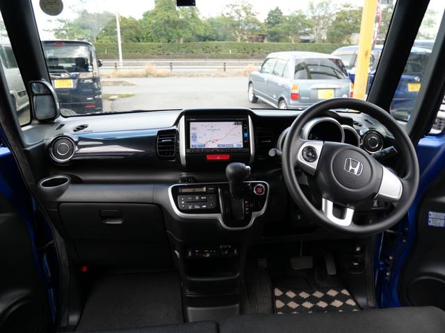 Ｎ－ＢＯＸカスタム Ｇ　ＳＳパッケージ　ナビ　フルセグ　バックモニター　スマートキー　プッシュスタート　左側電動スライドドア　ドライブレコーダー　ＥＴＣ　パワーウィンドウ（8枚目）