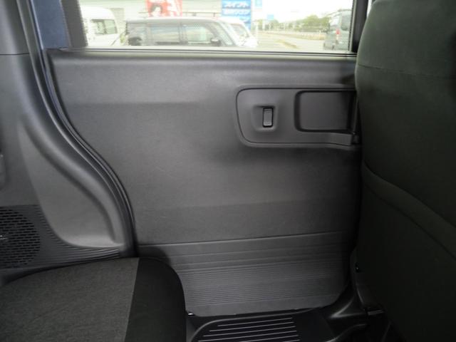 Ｎ－ＢＯＸカスタム ベースグレード　スマートキー　プッシュスタート　左側電動スライドドア　ナビ　フルセグ　バックモニター　ドライブレコーダー　ＵＳＢポート　トラクションコントロール（13枚目）