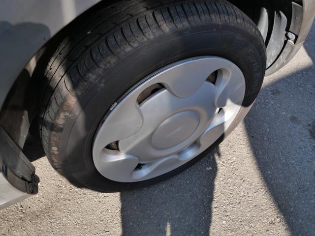 アルトラパン Ｓ　ＣＤ　スマートキー　プッシュスタート　電動格納ミラー　トラクションコントロール　アイドリングストップ　シートヒーター　プライバシーガラス　セキュリティ（8枚目）
