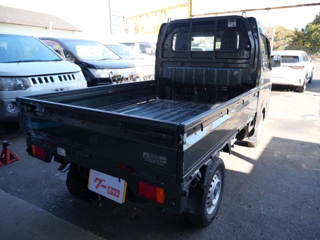 キャリイトラック 農繁スペシャル　セレクト４ＷＤ車　エアコン　パワーステアリング　パワーウィンドウ　Ｗエアバッグ　記録簿　キーレスエントリー　作業灯　三方開（7枚目）
