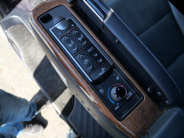 アルファード ３．５エグゼクティブラウンジ　モデリスタエアロ　ナビ　フルセグ　全方位モニター　ＥＴＣ　本革パワーシート　シートヒーター　フリップダウンモニター　スマートキー　プッシュスタート（20枚目）