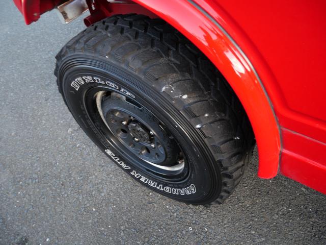 ジムニー サマーウインド リミテッド FRバンパー 社外16インチアルミホイール リフトアップ CD オーバーフェンダー パワーステアリング エアコン(8枚目)