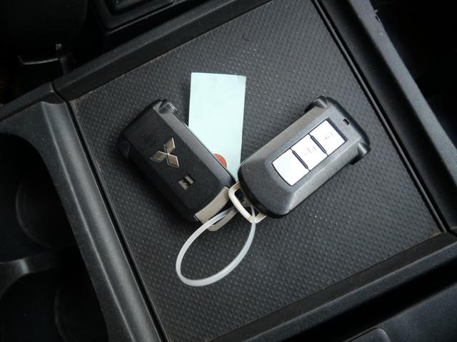 デリカD:5 D パワーパッケージ ナビ フルセグ 両側電動スライドドア スマートキー トラクションコントロール オートエアコン パワーステアリング パワーウインドウ(32枚目)