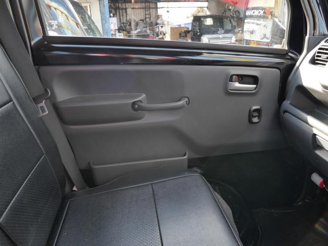キャリイトラック ＫＣスペシャル　セレクト４ＷＤ車　エアコン　パワーステアリング　パワーウインドウ　Ｗエアバッグ　キーレスエントリー　ＥＴＣ　ラジオ　レザー調シートカバー　三方開（15枚目）