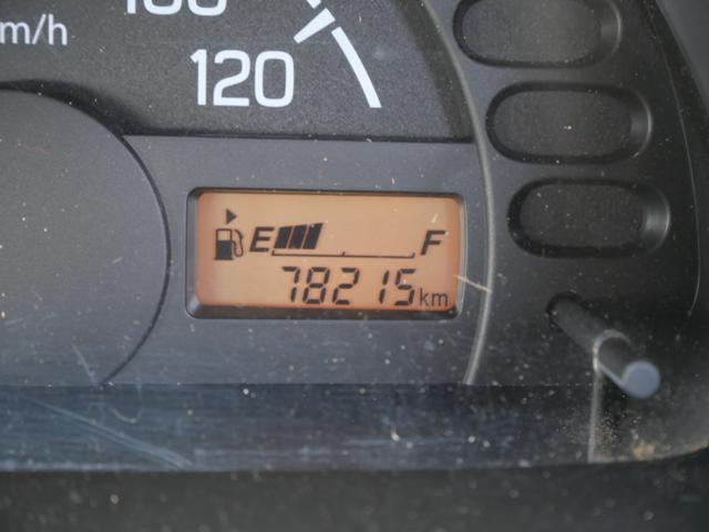 キャリイトラック ＫＣスペシャル　セレクト４ＷＤ車　エアコン　パワーステアリング　パワーウインドウ　Ｗエアバッグ　キーレスエントリー　ＥＴＣ　ラジオ　レザー調シートカバー　三方開（21枚目）