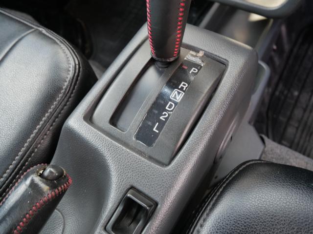 キャリイトラック ＫＣスペシャル　セレクト４ＷＤ車　エアコン　パワーステアリング　パワーウインドウ　Ｗエアバッグ　キーレスエントリー　ＥＴＣ　ラジオ　レザー調シートカバー　三方開（27枚目）