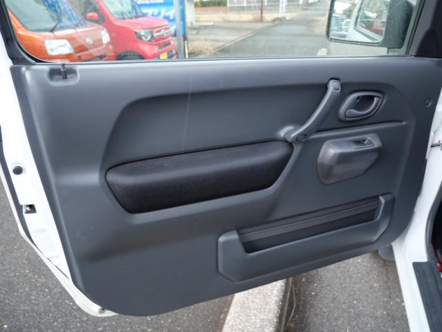 ジムニー ＸＣ　ＣＤ　キーレスエントリー　電動格納ミラー　ライトレベル調節　記録簿　純正１６インチアルミホイール　背面タイヤ　パワーウィンドウ（13枚目）