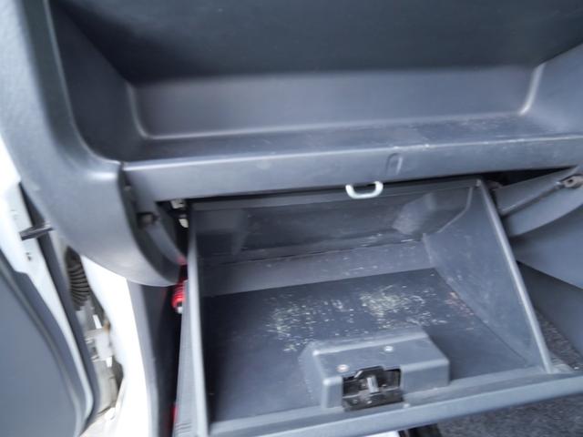 ジムニー ＸＣ　ＣＤ　キーレスエントリー　電動格納ミラー　ライトレベル調節　記録簿　純正１６インチアルミホイール　背面タイヤ　パワーウィンドウ（16枚目）