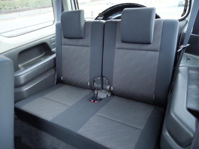 ジムニー ＸＣ　ＣＤ　キーレスエントリー　電動格納ミラー　ライトレベル調節　記録簿　純正１６インチアルミホイール　背面タイヤ　パワーウィンドウ（19枚目）