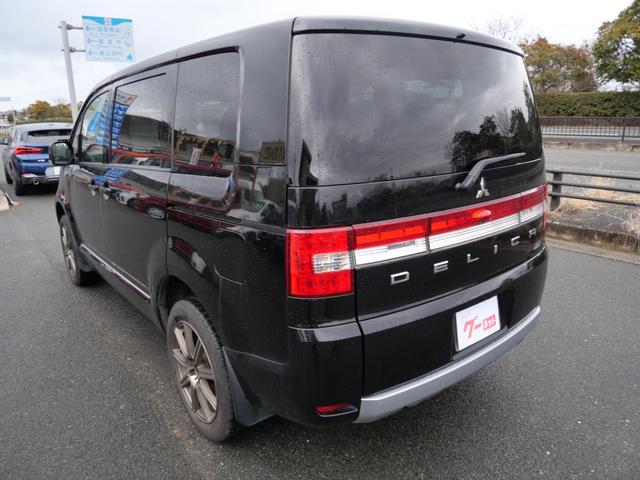 デリカＤ：５ Ｄ　パワーパッケージ　スマートキー　ナビ　フルセグ　両側電動スライドドア　バックモニター　シートヒーター　クルーズコントロール　電動格納ミラー　ＥＴＣ（5枚目）