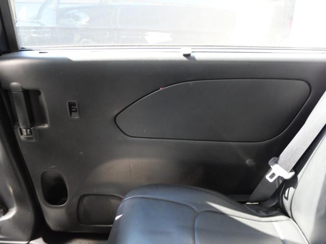 セレナ ハイウェイスター　Ｖセレクション　プロパイロット　ナビ　アラウンドビューモニター　両側電動スライドドア　オートエアコン　ＥＴＣ　ドライブレコーダー　レザー調シートカバー　デジタルインナーミラー　フリップダウンモニター（15枚目）