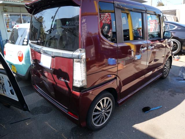 Ｎ－ＢＯＸカスタム Ｇ・ターボパッケージ　両側電動スライドドア　ナビ　バックモニター　ＴＶ　ドライブレコーダー　オートエアコン　トラクションコントロール　セキュリティ　スマートキー　プッシュスタート（5枚目）