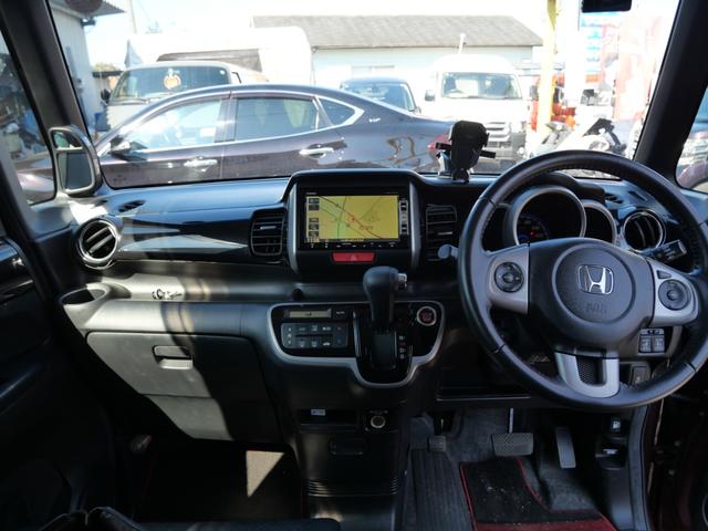 Ｎ－ＢＯＸカスタム Ｇ・ターボパッケージ　両側電動スライドドア　ナビ　バックモニター　ＴＶ　ドライブレコーダー　オートエアコン　トラクションコントロール　セキュリティ　スマートキー　プッシュスタート（6枚目）