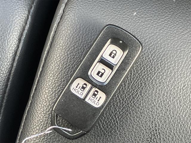 Ｎ－ＢＯＸカスタム Ｇ・Ｌターボホンダセンシング　両側電動スライドドア　ナビ地デジＴＶ　バックカメラ　Ｂｌｕｅｔｏｏｔｈ　スマートキー　ＥＴＣ　ドライブレコーダー　プッシュスターター　オートライト　ＬＥＤヘッドライト　衝突軽減ブレーキ　レーンアシスト（12枚目）