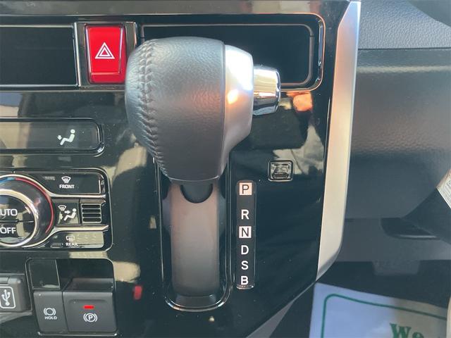 ルーミー カスタムＧ　９インチディスプレイオーディオ　地デジＴＶ　バックカメラ　Ｂｌｕｅｔｏｏｔｈ　両側電動スライドドア　オートライト　ＬＥＤヘッドライト　衝突軽減ブレーキ　クリアランスソナー　アイドリングストップ（17枚目）