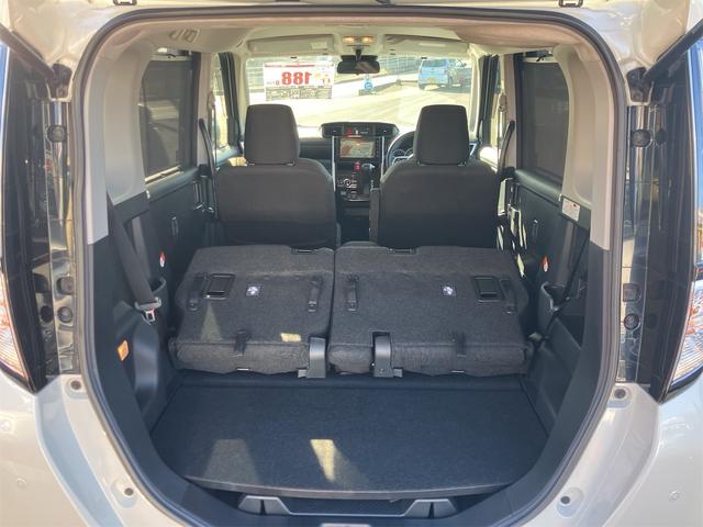 ルーミー カスタムＧ　９インチディスプレイオーディオ　地デジＴＶ　バックカメラ　Ｂｌｕｅｔｏｏｔｈ　両側電動スライドドア　オートライト　ＬＥＤヘッドライト　衝突軽減ブレーキ　クリアランスソナー　アイドリングストップ（39枚目）