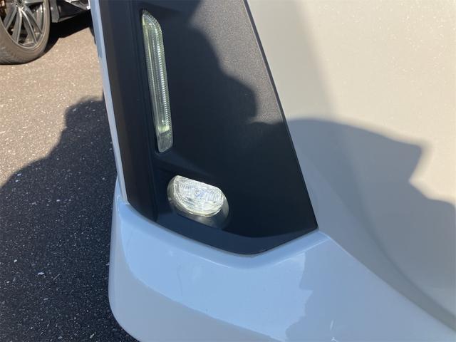 ルーミー カスタムＧ　９インチディスプレイオーディオ　地デジＴＶ　バックカメラ　Ｂｌｕｅｔｏｏｔｈ　両側電動スライドドア　オートライト　ＬＥＤヘッドライト　衝突軽減ブレーキ　クリアランスソナー　アイドリングストップ（44枚目）