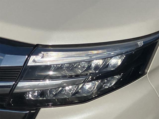 ルーミー カスタムＧ　９インチディスプレイオーディオ　地デジＴＶ　バックカメラ　Ｂｌｕｅｔｏｏｔｈ　両側電動スライドドア　オートライト　ＬＥＤヘッドライト　衝突軽減ブレーキ　クリアランスソナー　アイドリングストップ（54枚目）