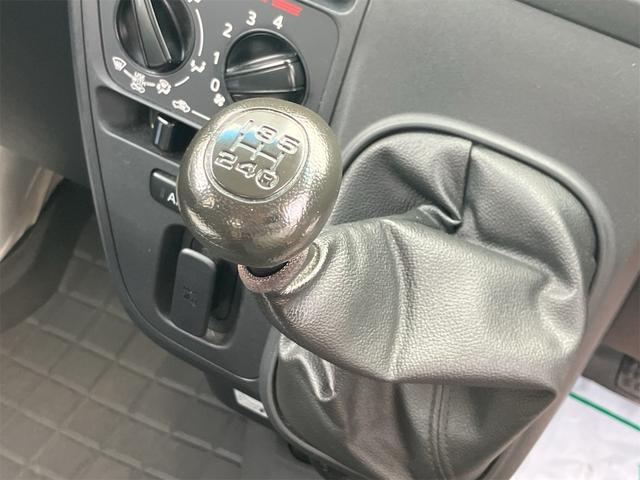 ハイゼットカーゴ ２シーターＳＡ３　ハイルーフ　ＬＥＤヘッドライト　オートライト　集中ドアロック　衝突軽減ブレーキ　オートマチックハイビーム　横滑り防止装置　アイドリングストップ　両側スライドドア（6枚目）