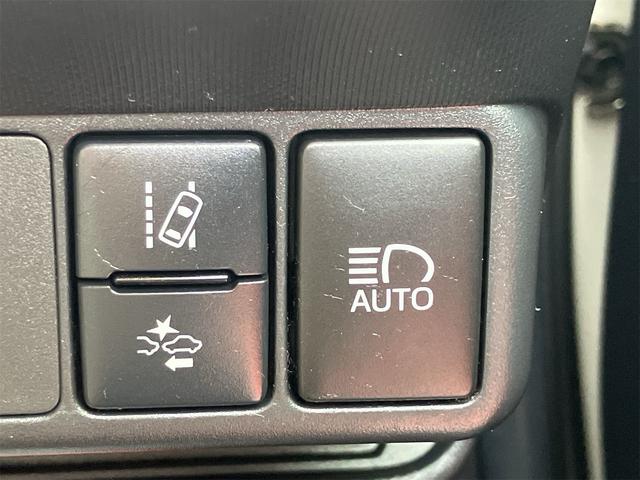 アクア Ｓスタイルブラック　ナビ地デジＴＶ　バックカメラ　Ｂｌｕｅｔｏｏｔｈ　スマートキー　ＥＴＣ　プッシュスターター　車検令和１０年３月　衝突軽減ブレーキ　オートマチックハイビーム　レーンアシスト（3枚目）