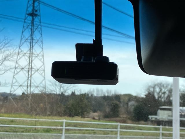 タント カスタムＸ　トップエディションＳＡＩＩＩ　走行３８３５７ｋｍ　車検２年付　片側電動スライドドア　ナビ地デジＴＶ　バックカメラ　Ｂｌｕｅｔｏｏｔｈ　ドライブレコーダー　オートライト　ＬＥＤヘッドライト　衝突軽減ブレーキ　オートマチックハイビーム（11枚目）