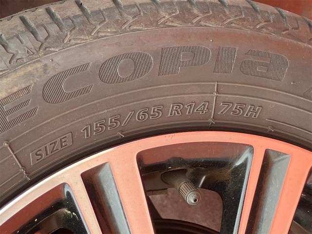 タント カスタムＸ　トップエディションＳＡＩＩＩ　走行３８３５７ｋｍ　車検２年付　片側電動スライドドア　ナビ地デジＴＶ　バックカメラ　Ｂｌｕｅｔｏｏｔｈ　ドライブレコーダー　オートライト　ＬＥＤヘッドライト　衝突軽減ブレーキ　オートマチックハイビーム（37枚目）