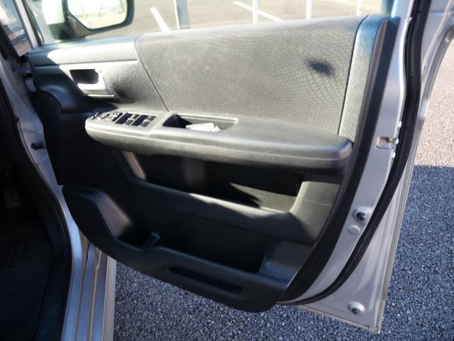 ステップワゴンスパーダ S 両側電動スライドドア ナビ バックモニター フルセグ ETC スマートキー 純正16インチアルミホイール 電動格納ミラー フリップダウンモニター(12枚目)