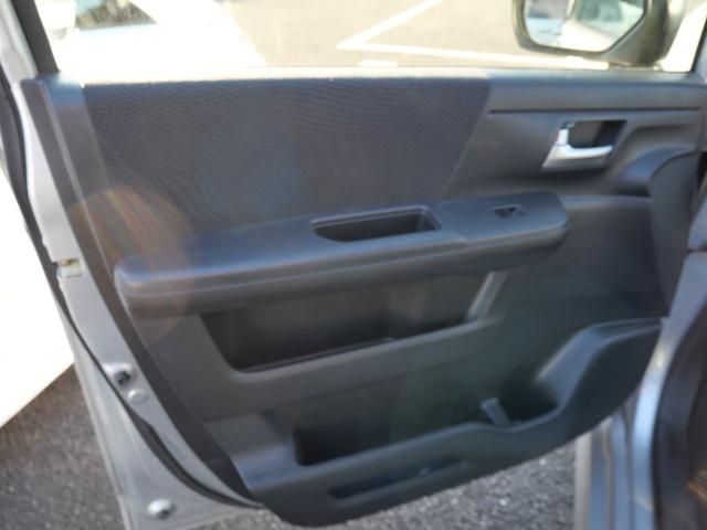 ステップワゴンスパーダ S 両側電動スライドドア ナビ バックモニター フルセグ ETC スマートキー 純正16インチアルミホイール 電動格納ミラー フリップダウンモニター(14枚目)