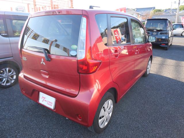 ｅＫワゴン Ｍ　ＣＤ　アイドリングストップ　電動格納ミラー　ベンチシート　オートエアコン　プライバシーガラス　パワーウィンドウ　パワーステアリング（7枚目）