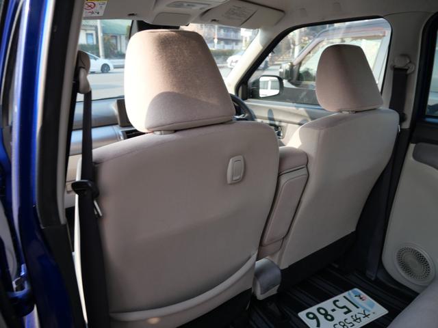 ピクシスジョイ Ｆ　Ｘ　ＳＡＩＩＩ　スマートキー　プッシュスタート　ナビ　バックモニター　ＴＶ　ＥＴＣ　オートエアコン　トラクションコントロール　電動格納ミラー　プライバシーガラス　セキュリティ（17枚目）