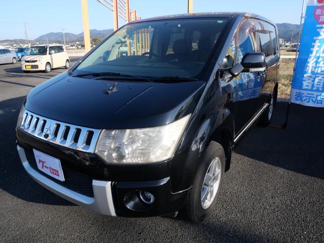 デリカＤ：５ エクシードＩＩ　純正ナビ　バックモニター　左側電動スライドドア　ウッドパネル　ＥＴＣ　レザー調シートカバー　社外デジタルインナーミラー（2枚目）