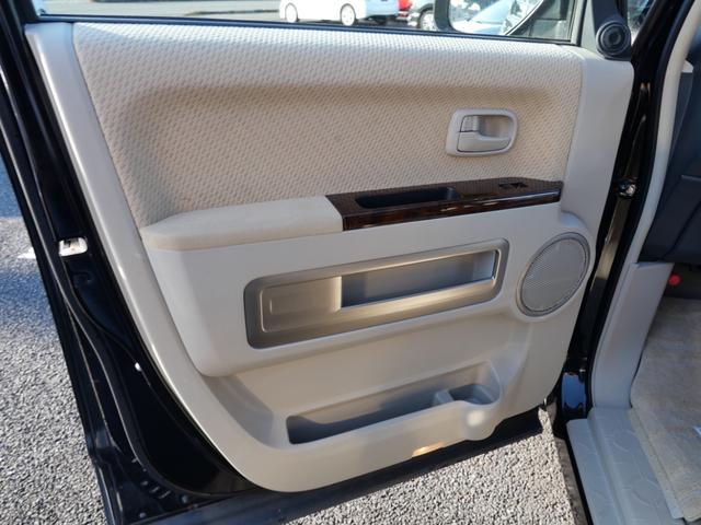 デリカＤ：５ エクシードＩＩ　純正ナビ　バックモニター　左側電動スライドドア　ウッドパネル　ＥＴＣ　レザー調シートカバー　社外デジタルインナーミラー（14枚目）