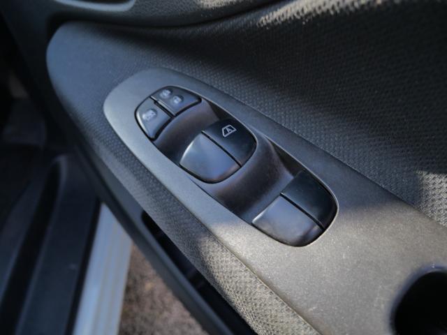 セレナ ハイウェイスター　Ｓ－ハイブリッド　ナビ　バックモニター　フルセグ　両側電動スライドドア　ＥＴＣ　インテリジェントキー　プッシュスタート　レーダーブレーキサポート　オートエアコン（26枚目）