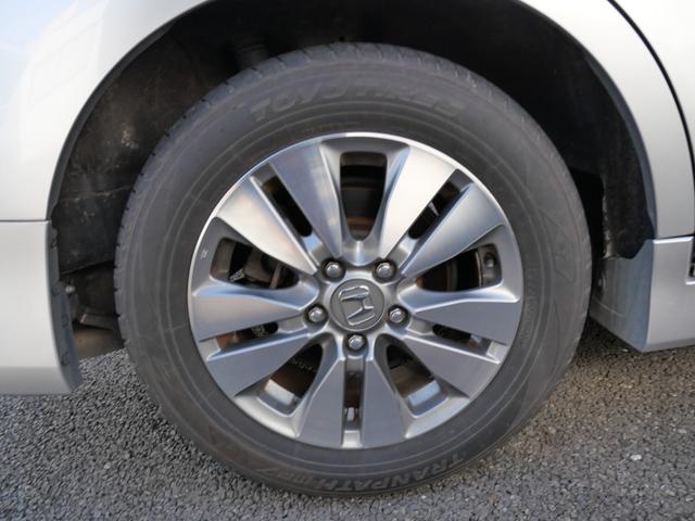 ステップワゴンスパーダ Ｚ　両側電動スライドドア　ナビ　バックモニター　フルセグ　フリップダウンモニター　ＥＴＣ　オートエアコン　トラクションコントロール（9枚目）