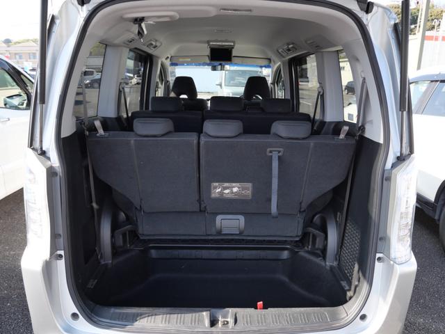 ステップワゴンスパーダ Ｚ　両側電動スライドドア　ナビ　バックモニター　フルセグ　フリップダウンモニター　ＥＴＣ　オートエアコン　トラクションコントロール（23枚目）