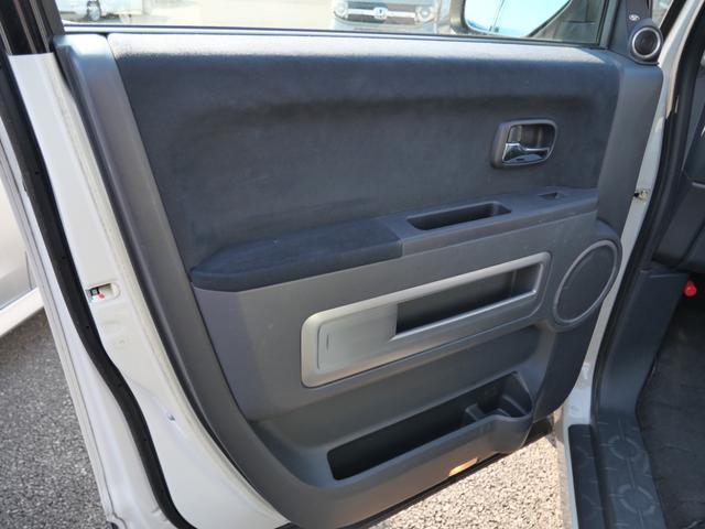 デリカＤ：５ Ｇ　プレミアム　両側電動スライドドア　ナビ　バックモニター　フリップダウンモニター　電動格納ミラー　オートリアゲート　オートエアコン　レザー調シートカバー　シートヒーター　前後サイドカメラ（14枚目）