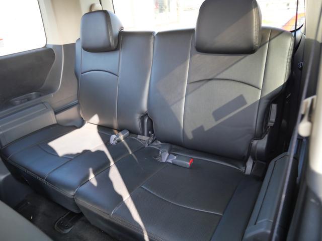 デリカＤ：５ Ｇ　プレミアム　両側電動スライドドア　ナビ　バックモニター　フリップダウンモニター　電動格納ミラー　オートリアゲート　オートエアコン　レザー調シートカバー　シートヒーター　前後サイドカメラ（18枚目）