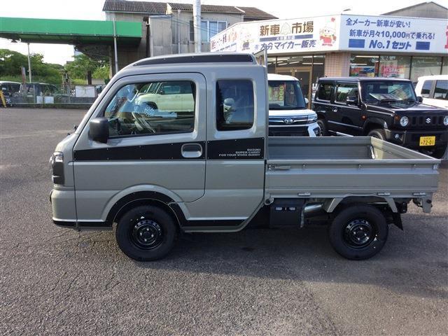 スーパーキャリイ Ｘリミテッド　４ＷＤ　届出済未使用車　オートマ車　レーダーブレーキサポート　レーンアシスト　横滑り防止装置　アイドリングストップ　クリアランスソナー（17枚目）