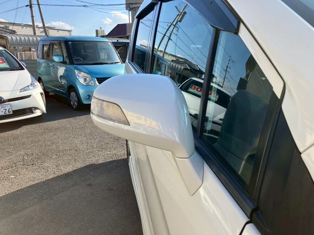 フリードハイブリッド ジャストセレクション　ワンオーナー　禁煙車　ナビ　ワンセグＴＶ　バックカメラ　社外ＬＥＤヘッドライト　純正アルミ　両側パワースライドドア　プライバシーガラス　クルーズコントロール　スマートキー（9枚目）