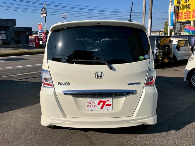 フリードハイブリッド ジャストセレクション　ワンオーナー　禁煙車　ナビ　ワンセグＴＶ　バックカメラ　社外ＬＥＤヘッドライト　純正アルミ　両側パワースライドドア　プライバシーガラス　クルーズコントロール　スマートキー（14枚目）