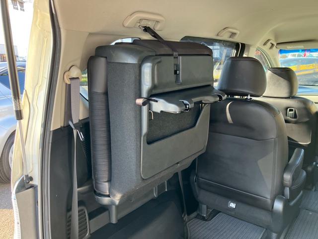 フリードハイブリッド ジャストセレクション　ワンオーナー　禁煙車　ナビ　ワンセグＴＶ　バックカメラ　社外ＬＥＤヘッドライト　純正アルミ　両側パワースライドドア　プライバシーガラス　クルーズコントロール　スマートキー（18枚目）